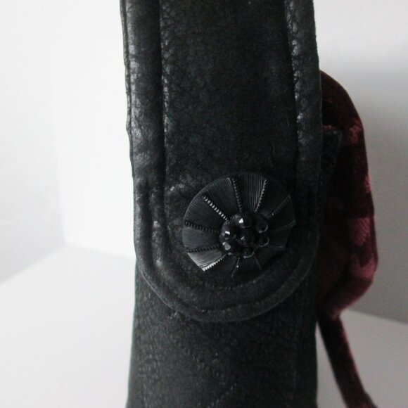 Vintage Handmade Romantic Boho Floral Tapestry Shoulder Bag Cranberry/Black - Picture 7 of 8